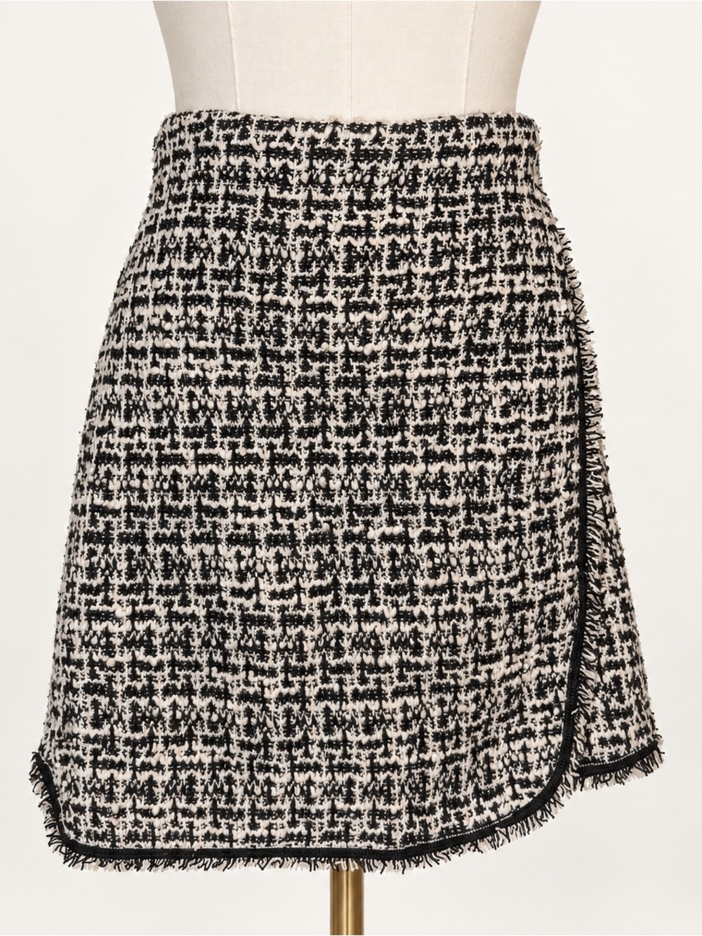 Max Studio London Tweed Mini Skirt Small Black Cream Fringe Parisian Chic